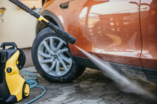 Best Pressure Washing Driveway  in New Haven, MI